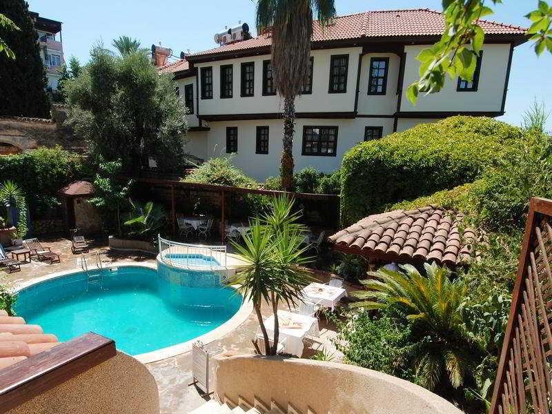 Otel Argos 3*
